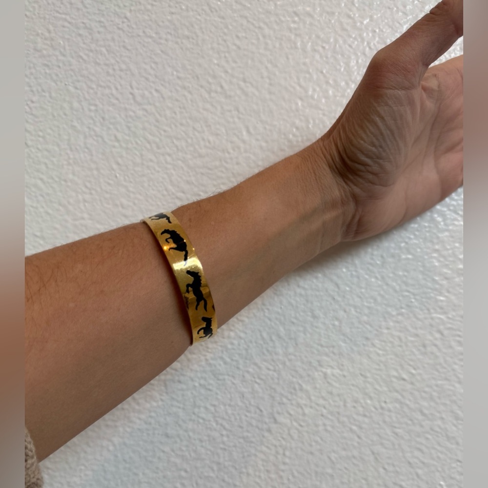 C. Wonder Galloping Horses Bangle - Picture 3 of 8